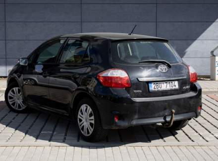 Toyota - Auris