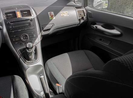Toyota - Auris