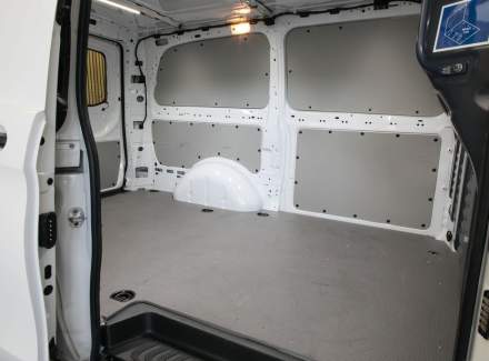 Mercedes-Benz - Vito