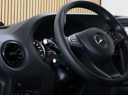 Mercedes-Benz - Vito
