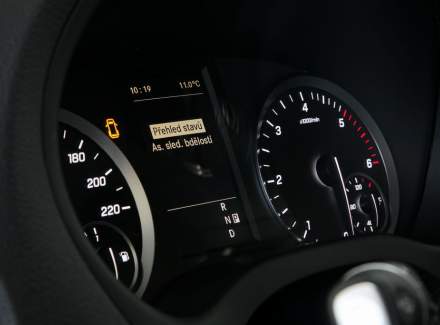 Mercedes-Benz - Vito