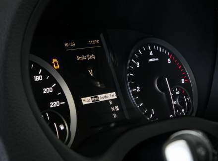 Mercedes-Benz - Vito