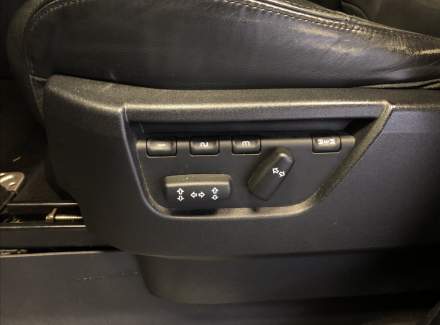 Land Rover - Range Rover