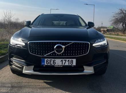 Volvo - V90