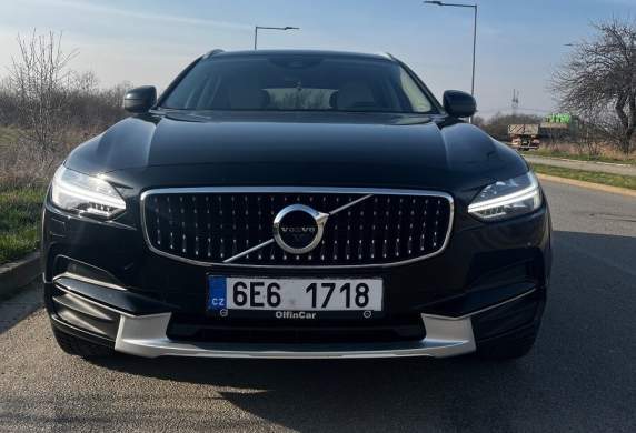 Volvo - V90