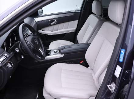 Mercedes-Benz - E-class