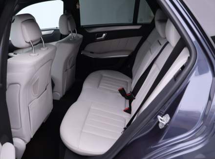 Mercedes-Benz - E-class