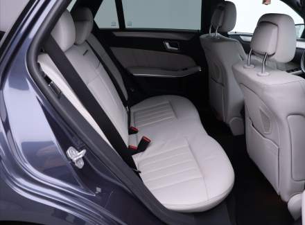 Mercedes-Benz - E-class