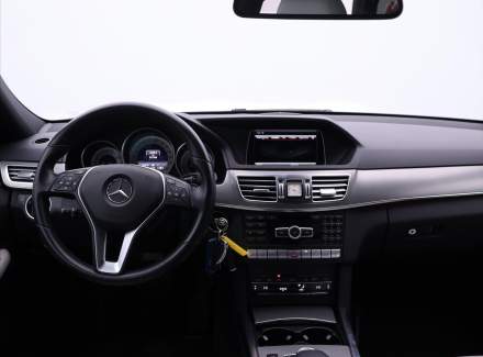 Mercedes-Benz - E-class