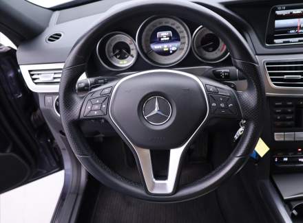 Mercedes-Benz - E-class