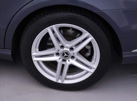 Mercedes-Benz - E-class