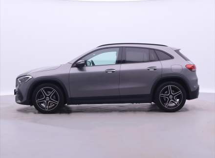 Mercedes-Benz - GLA