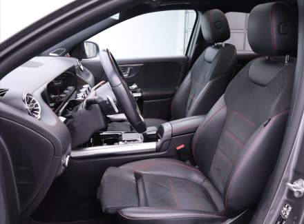 Mercedes-Benz - GLA