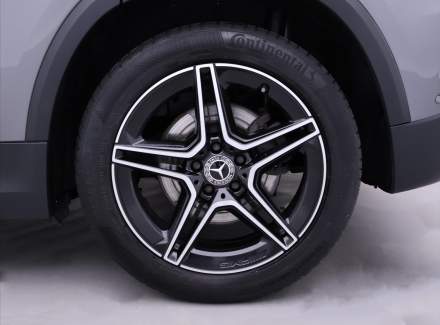Mercedes-Benz - GLA