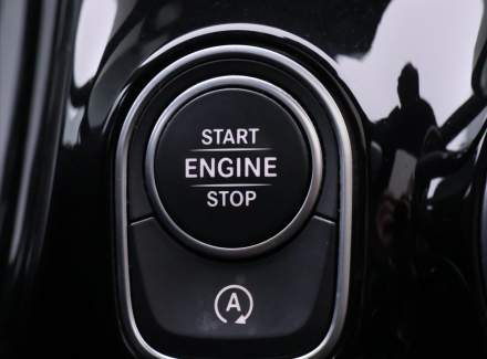 Mercedes-Benz - GLA