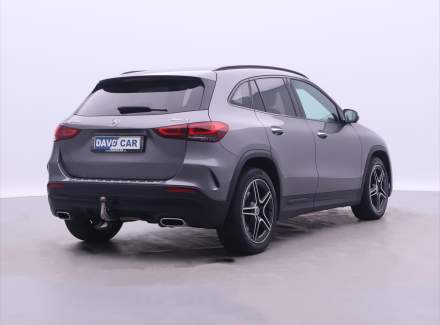 Mercedes-Benz - GLA