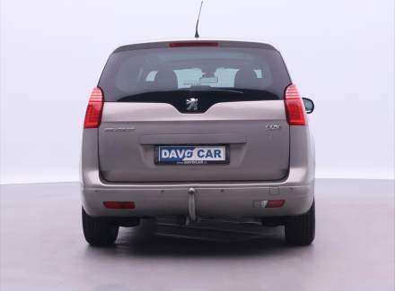 Peugeot - 5008