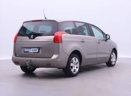 Peugeot - 5008
