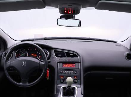 Peugeot - 5008