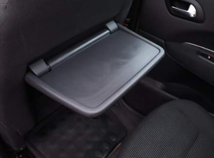 Peugeot - 5008