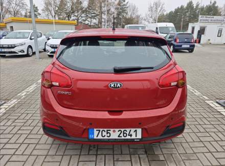 Kia - Cee'd