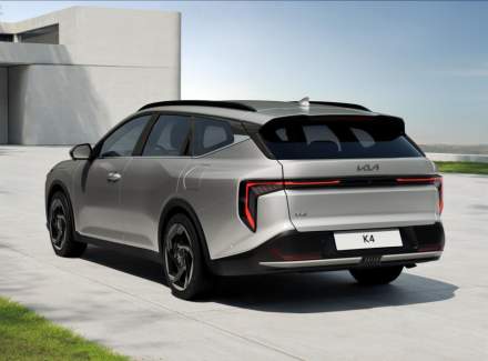 Kia - K4