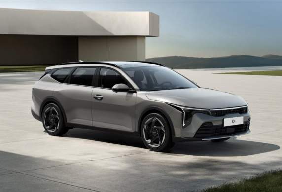 Kia - K4