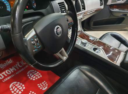 Jaguar - XF