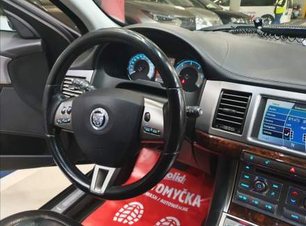 Jaguar - XF