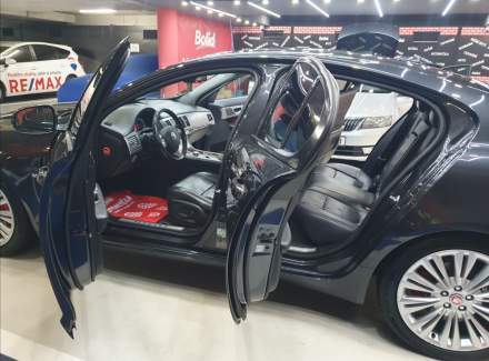 Jaguar - XF