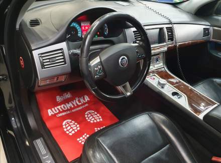 Jaguar - XF