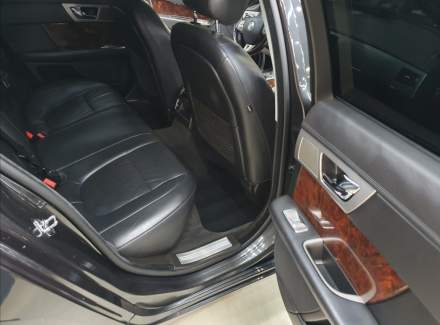 Jaguar - XF