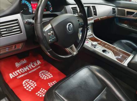 Jaguar - XF