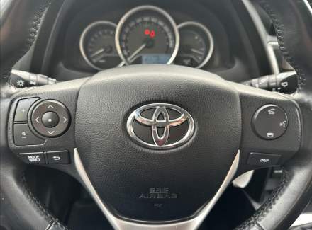 Toyota - Auris