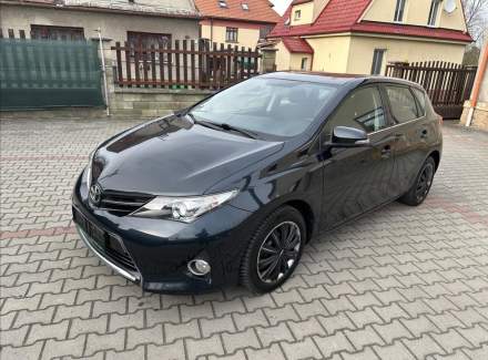 Toyota - Auris