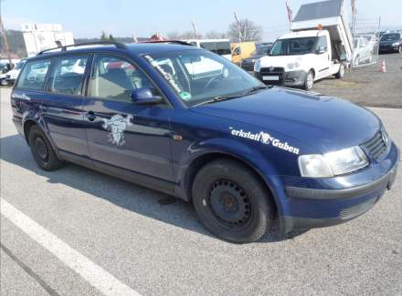 Volkswagen - Passat