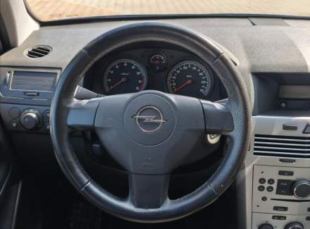 Opel - Astra