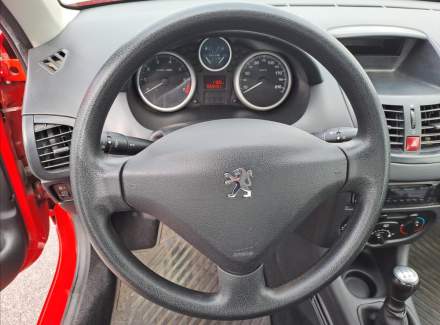 Peugeot - 206