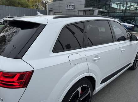 Audi - SQ7