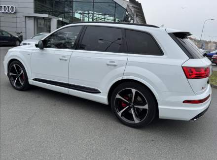 Audi - SQ7