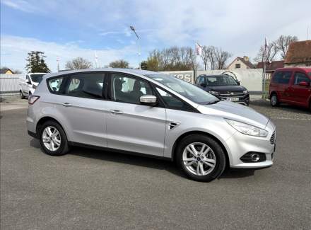 Ford - S-MAX