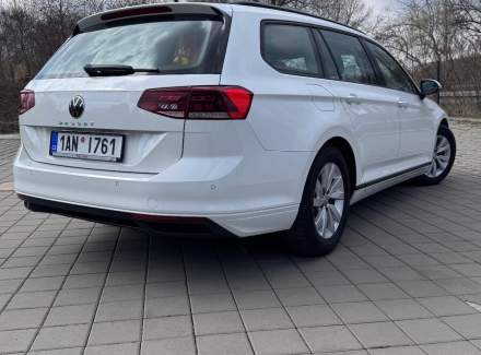 Volkswagen - Passat