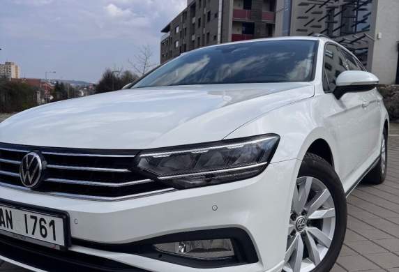 Volkswagen - Passat