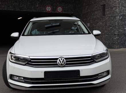 Volkswagen - Passat