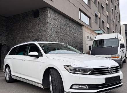 Volkswagen - Passat
