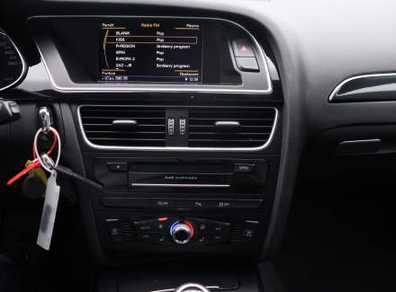 Audi - A4