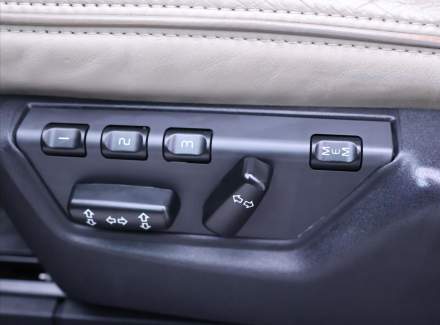 Volvo - XC90