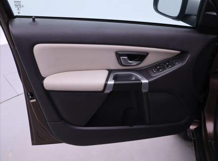 Volvo - XC90