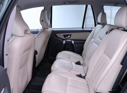 Volvo - XC90