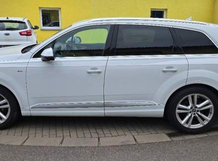 Audi - Q7